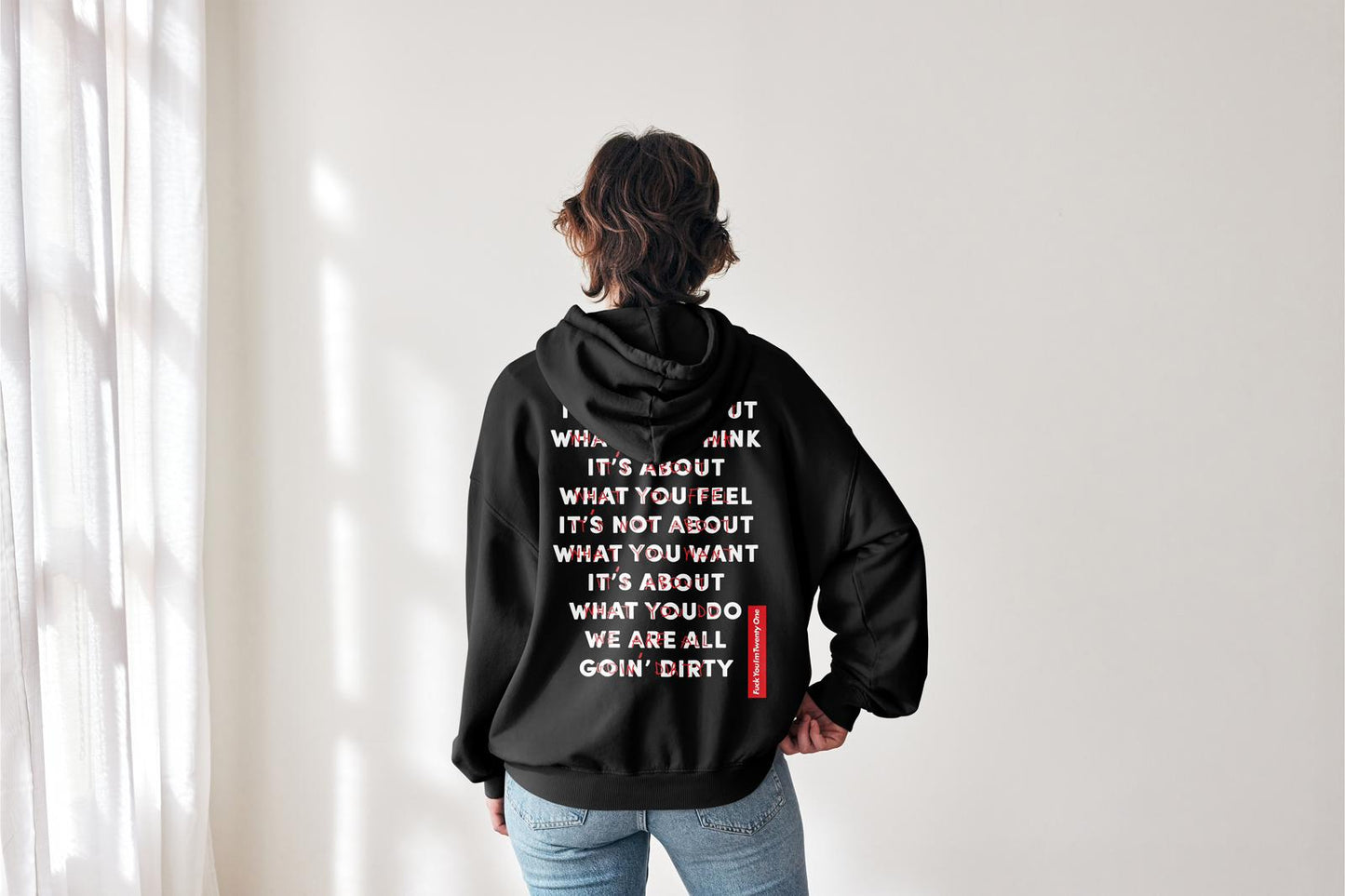 ABOUT / HOODIE / CLASSIC FIT